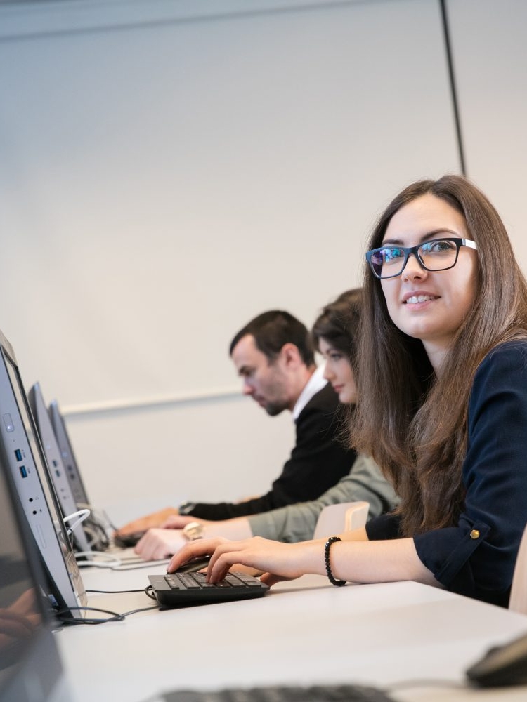 Pracovní nabídka: Koordinátor/ka programu Master in International Management (CEMS)