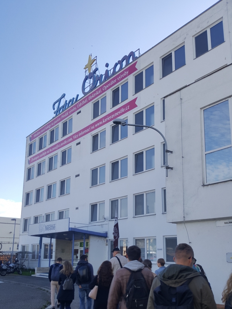 Studenti VS Logistika na exkurzi – Zora Olomouc, Nestlé